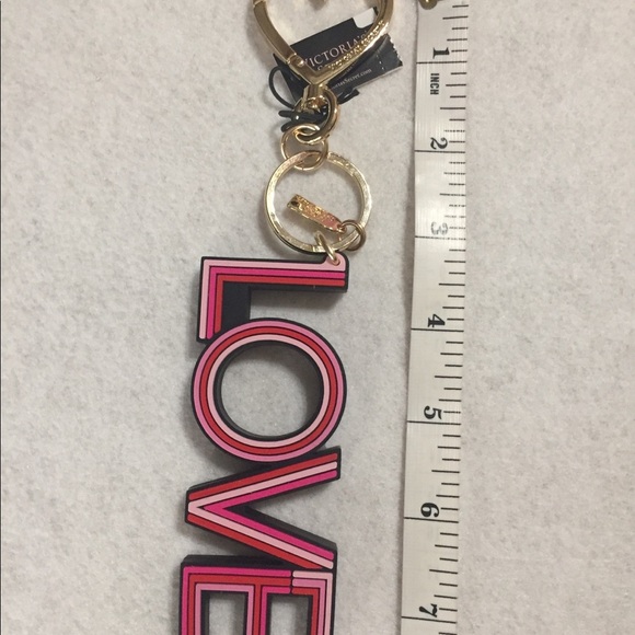 Victoria Secret LOVE Keychain Brand New - Picture 3 of 3